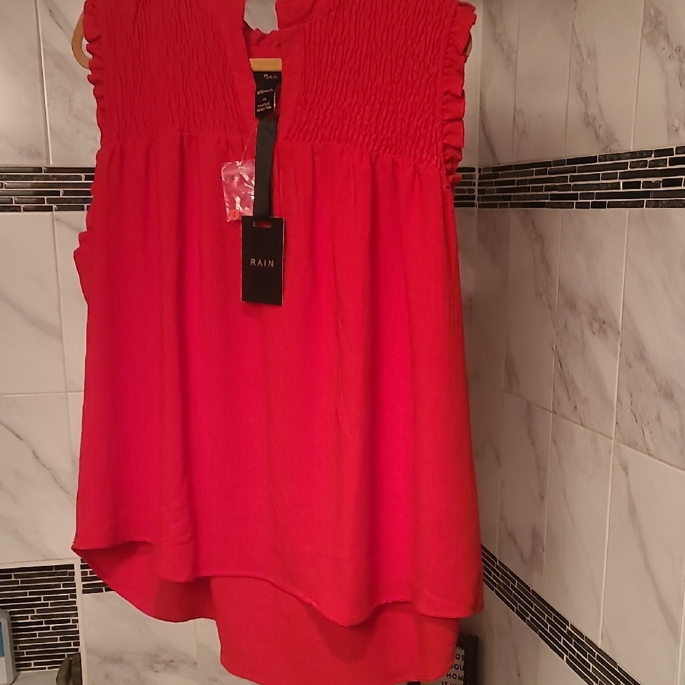 Rain Women's Vibrant Red Sleeveless Blouse